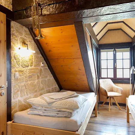 Turmzimmer Für 4 Pers Auf 50 M² * Wachau