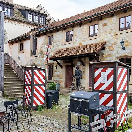 Turmzimmer Für 4 Pers Auf 50 M² Apartment *